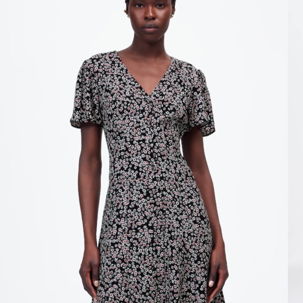 Madewell Flutter-Sleeve Mini Dress in Floral